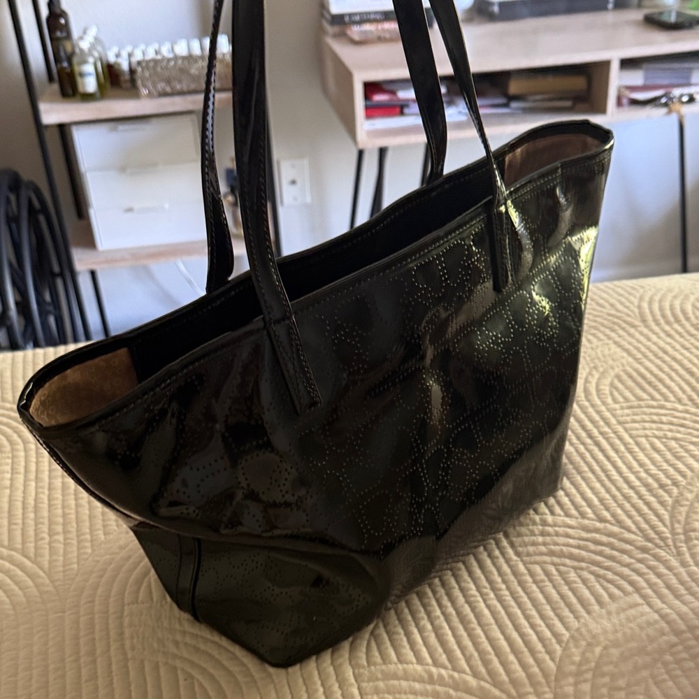 Kate Spade Heart 🖤Patent Black Tote